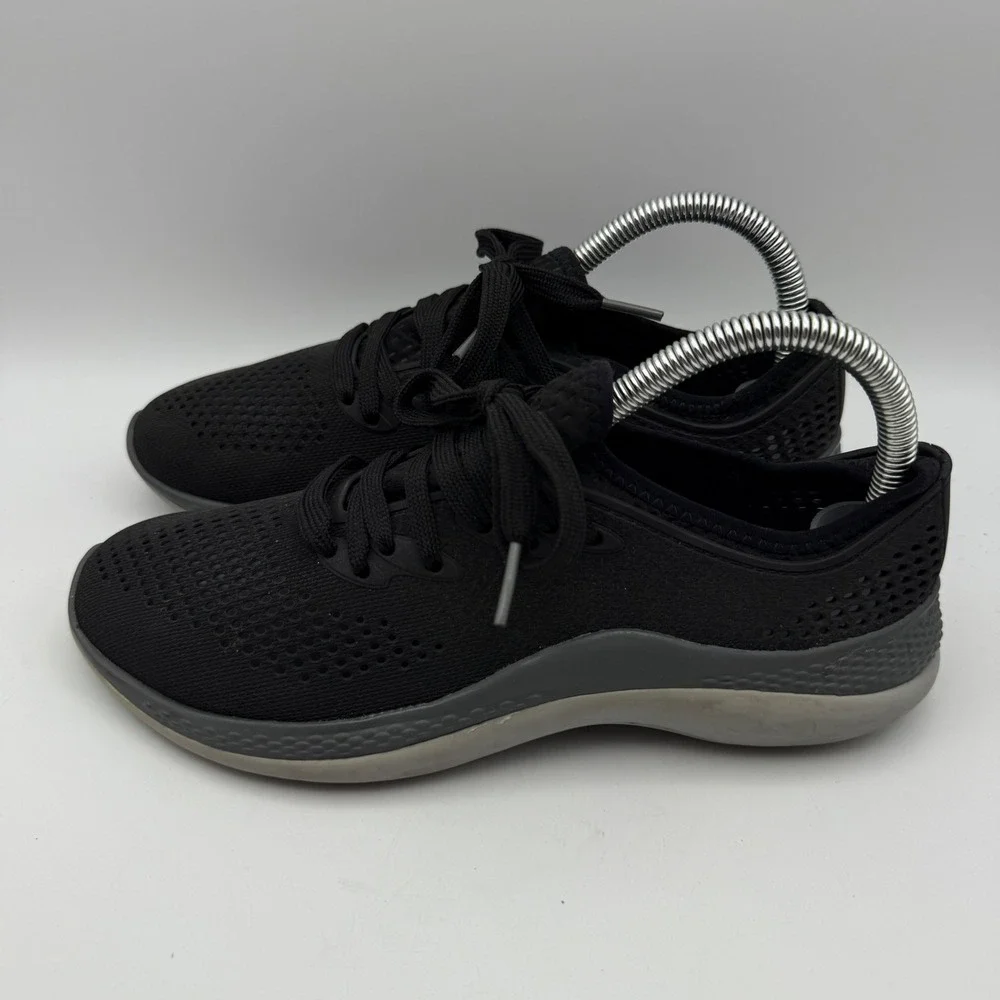 Crocs LiteRide Pacer Sneakers‎ Lightweight Comfort Walking Shoes Black W7
